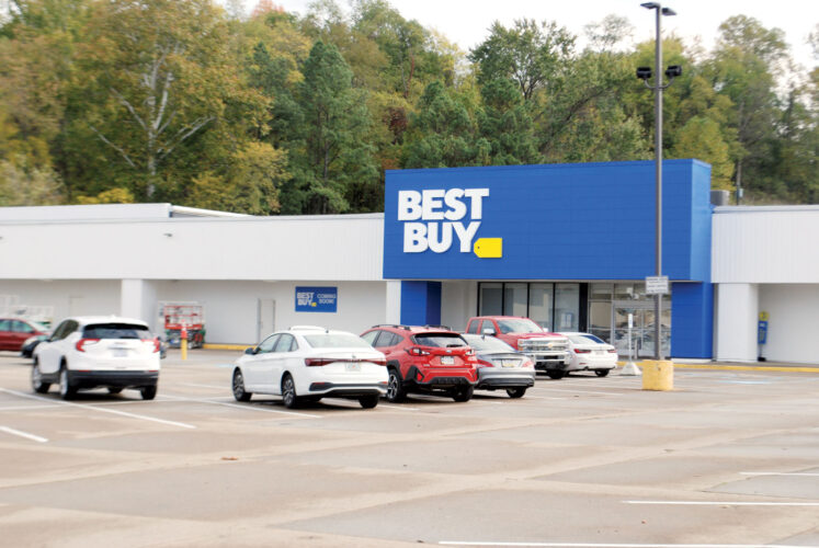 Retail Therapy: Best Buy coming to Grand Central Plaza